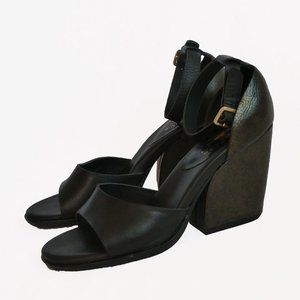 Kork-Ease Dark size 9 Sandal Wedges EUC